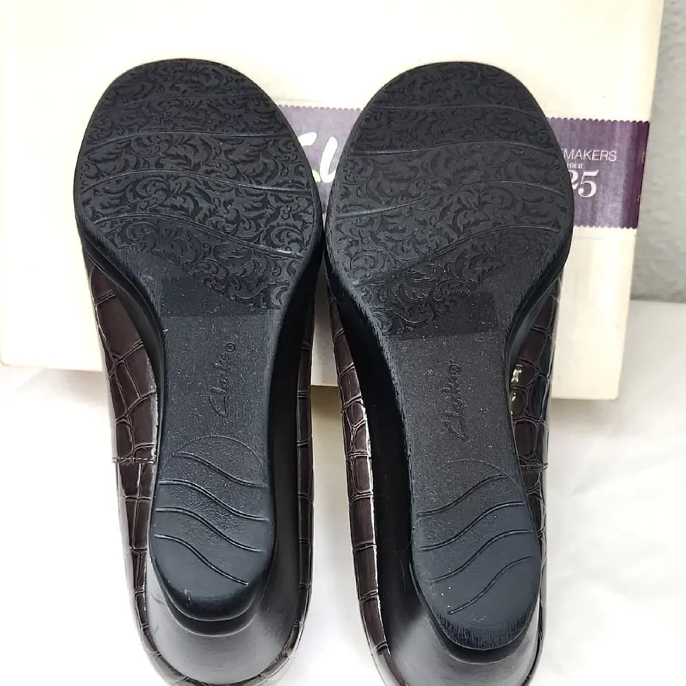Clarks elevate your
